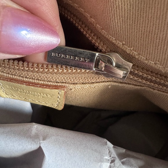 Burberry beige house check canvas handbag - Picture 11 of 11